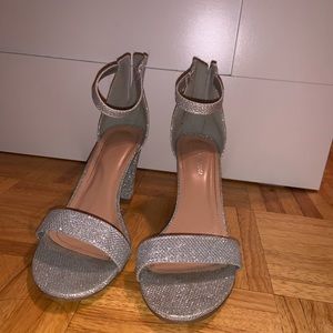 Sparkly silver heels!